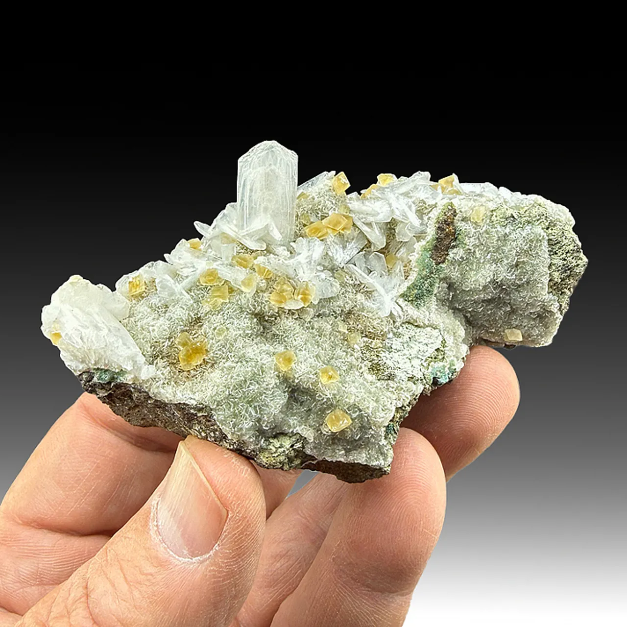 Stilbite with Calcite - image 1
