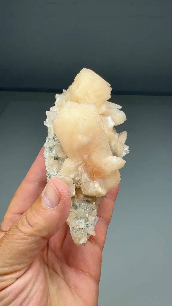 Stilbite with Calcite, Fluorapophyllite-K (SIL-0033) image
