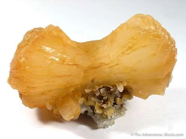Stilbite (With Great Color and Translucency!) image