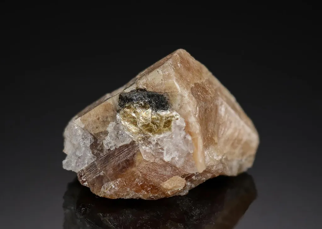 Stillwellite-(Ce) image