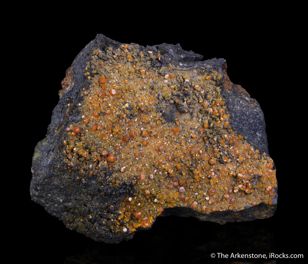 Stolzite - image 4