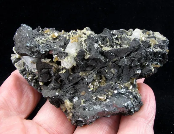 Stolzite - image 3