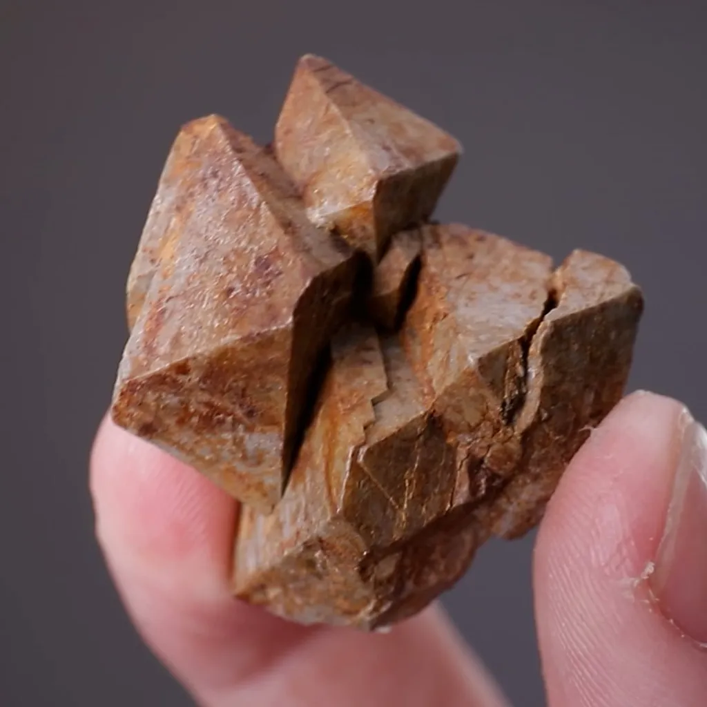 Stolzite - image 2