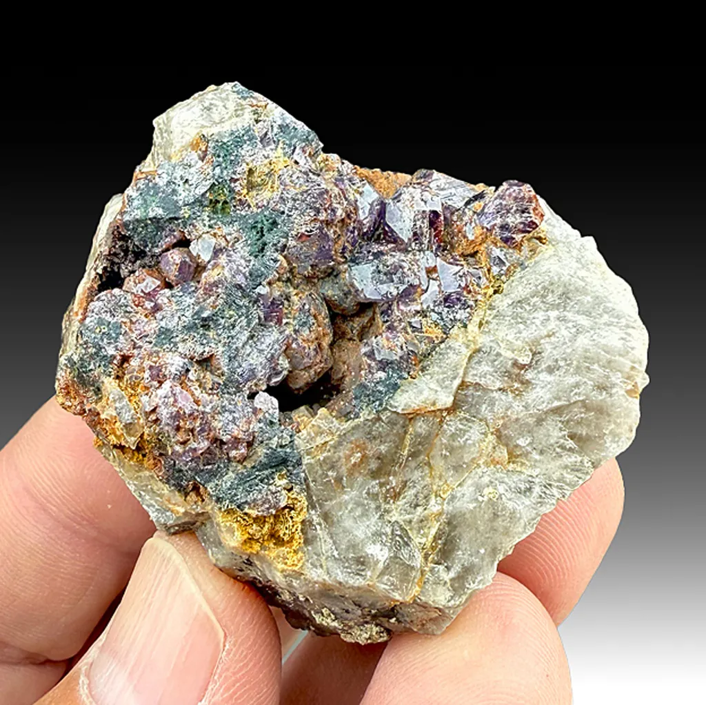 Strengite with Quartz image