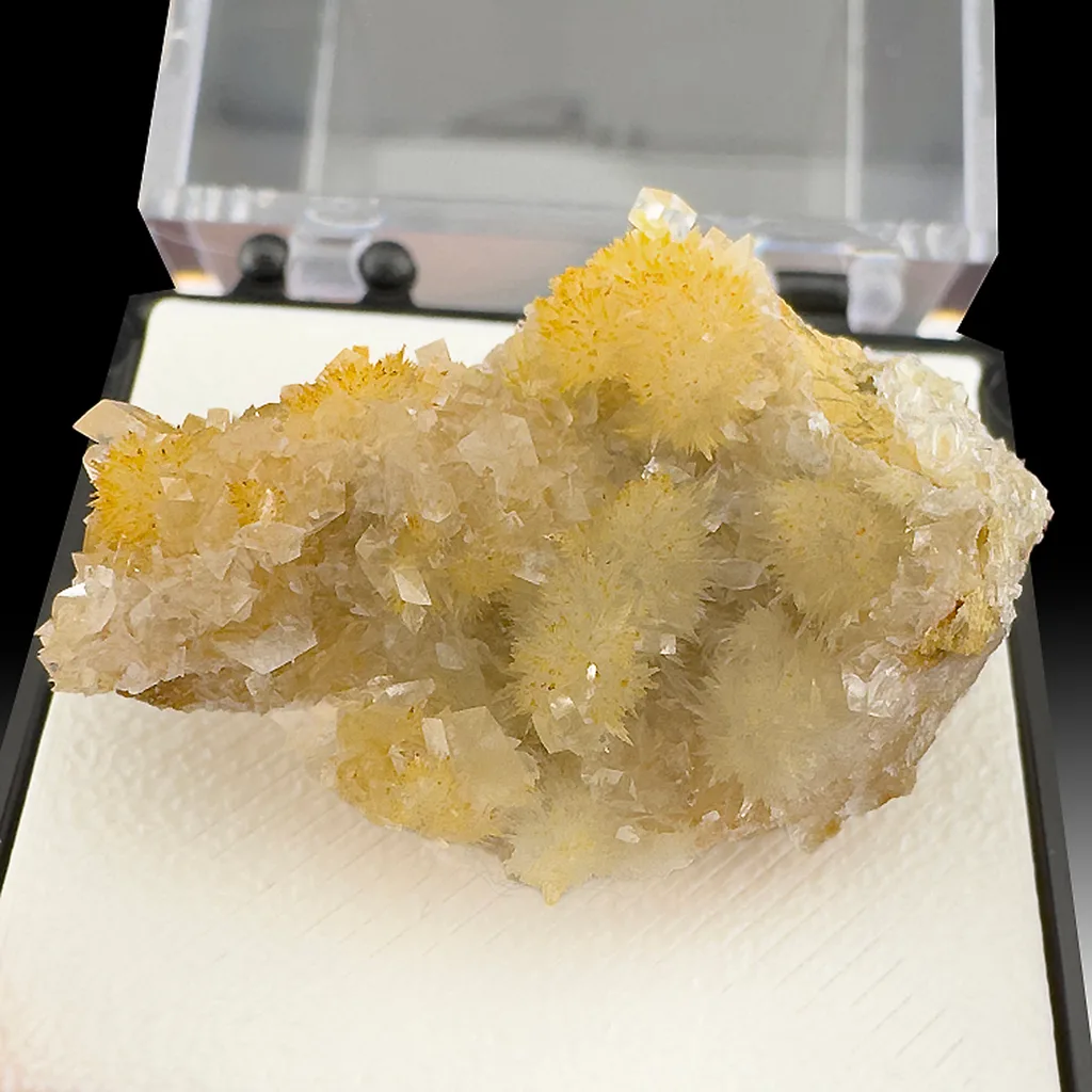 Strontianite - image 1