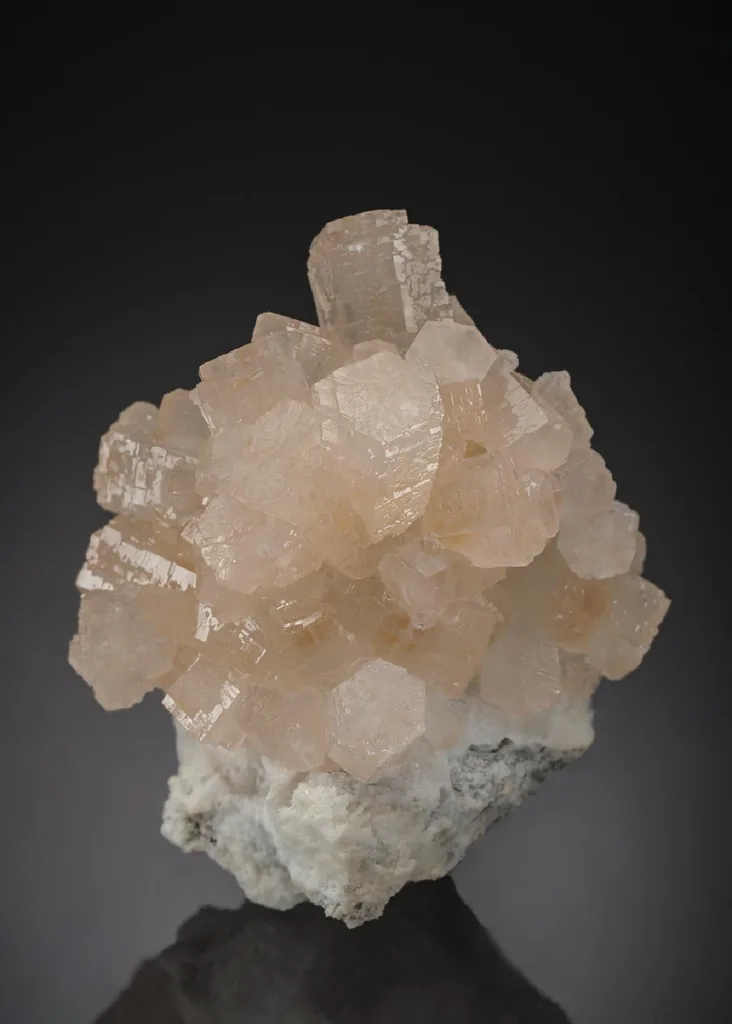 Strontianite image