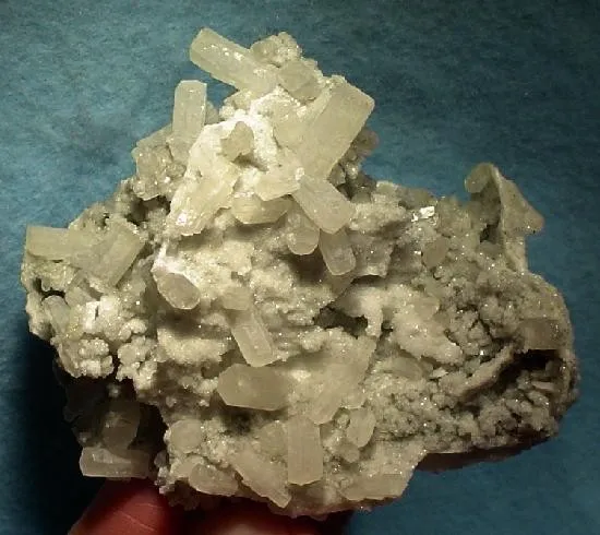 Strontianite - image 1