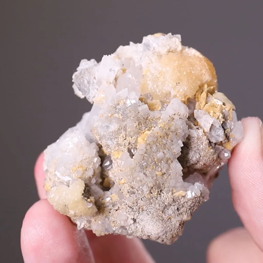 Strontianite - image 2