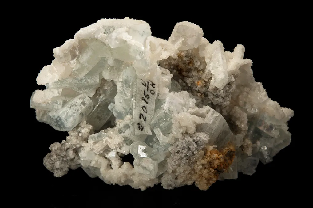 Strontianite on Celestine - image 3
