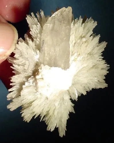Strontianite, Quartz - image 2