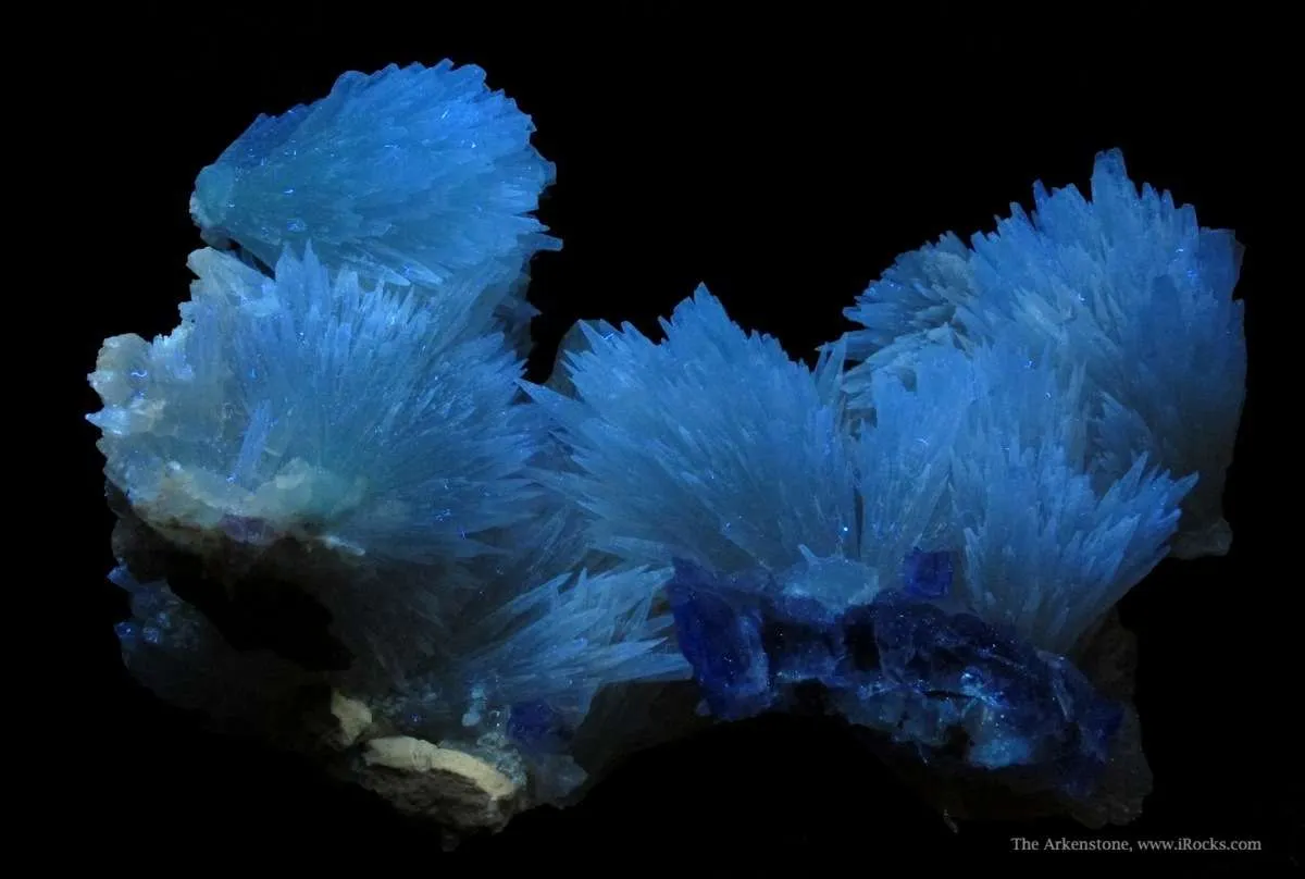 Strontianite With Fluorite and Calcite - image 7