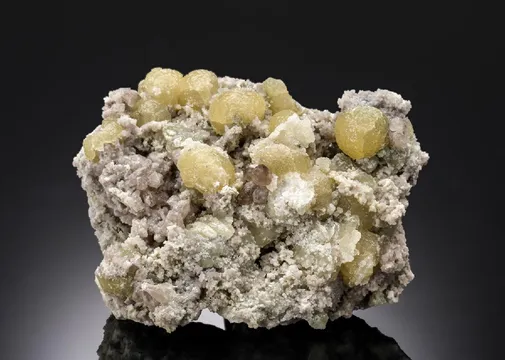 Strontianite with Quartz