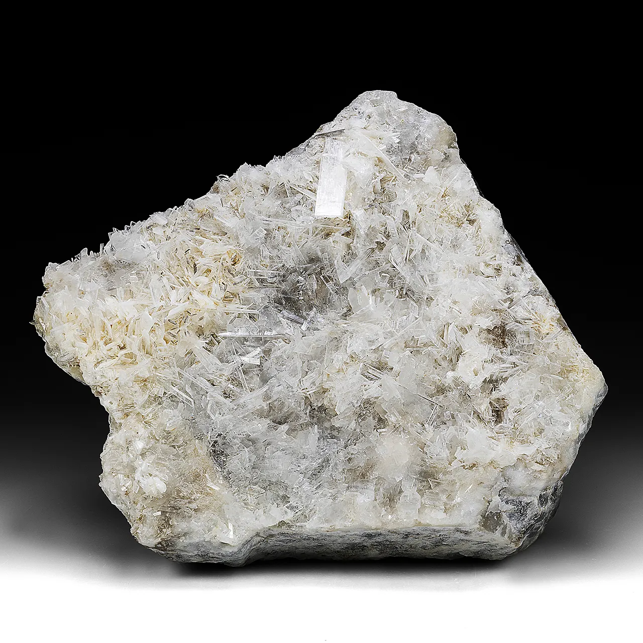 Strontioginorite with Anhydrite - image 1