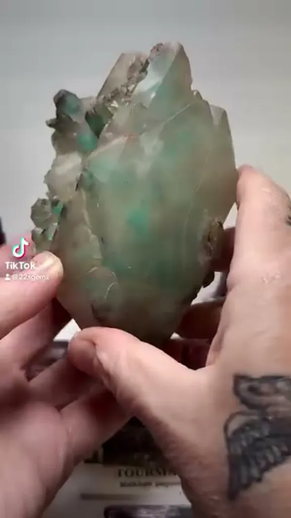 Stunner Ajoite image