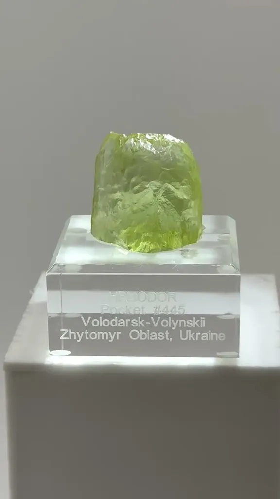 Stunning Heliodor from the legendary pegmatites of Volyn. Weighing in at 37.39 grams image
