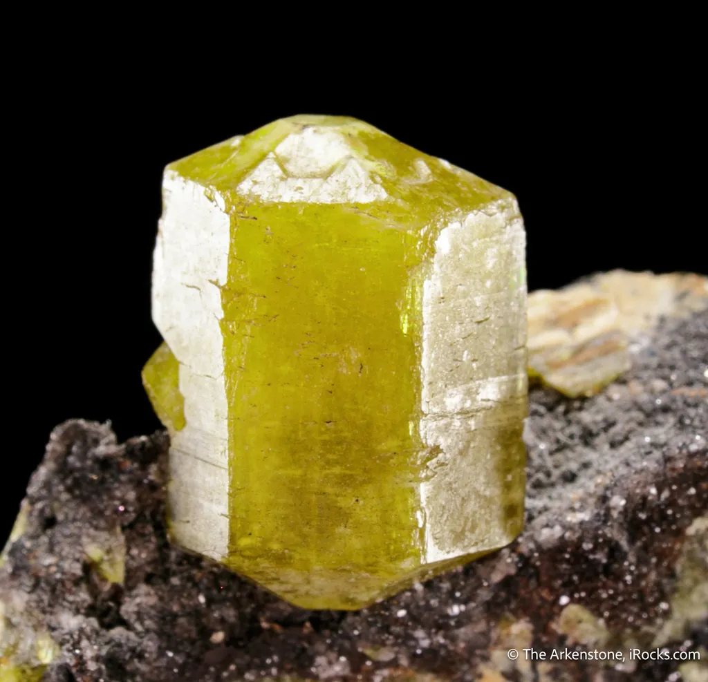 Sturmanite image