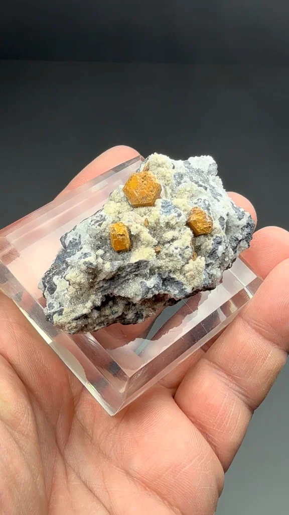 Sturmanite from N'Chwaning III Mine, N'Chwaning Mines, Northern Cape, South Africa - image 2