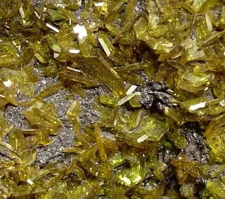 Sturmanite, Hematite - image 2