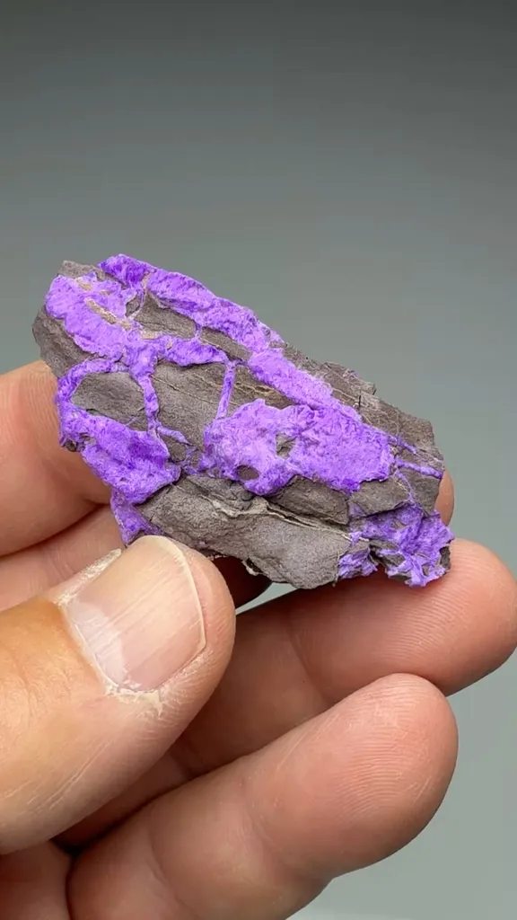 Sugilite - image 2