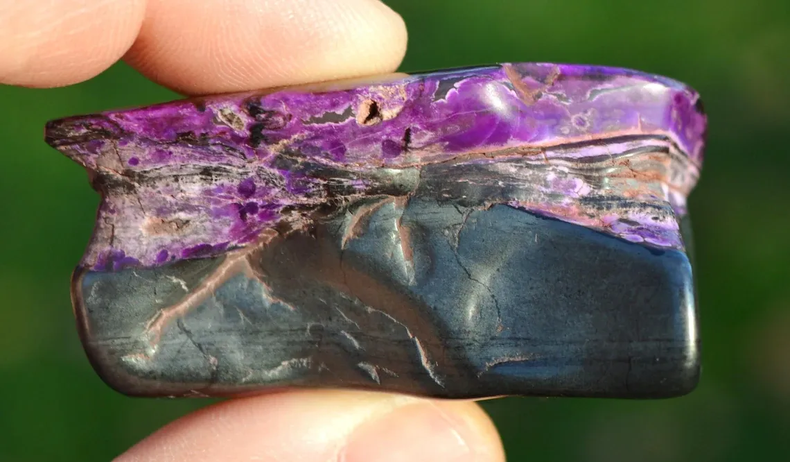 Sugilite & Hematite 138 grams - Wessels Mine, North Cape Province, South Africa - image 6