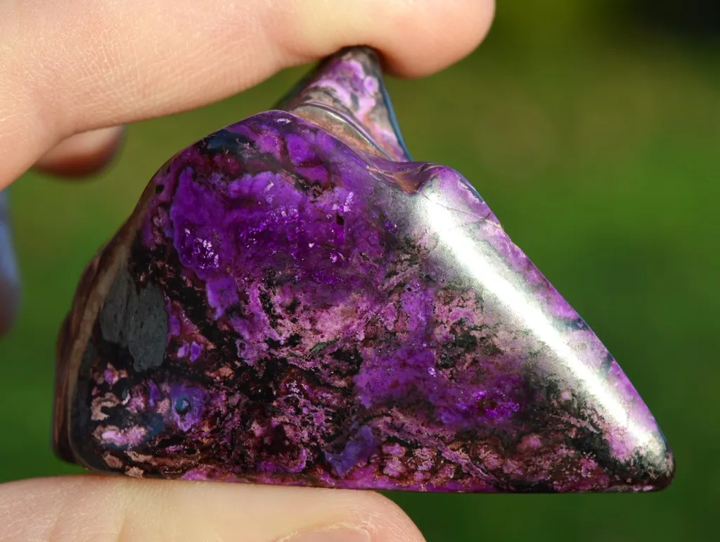 Sugilite & Hematite 138 grams - Wessels Mine, North Cape Province, South Africa image