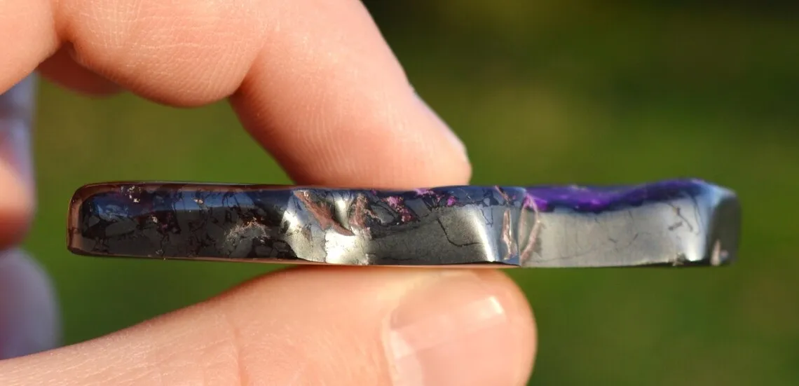 Sugilite & Hematite 48 grams - Wessels Mine, North Cape Province, South Africa - image 6