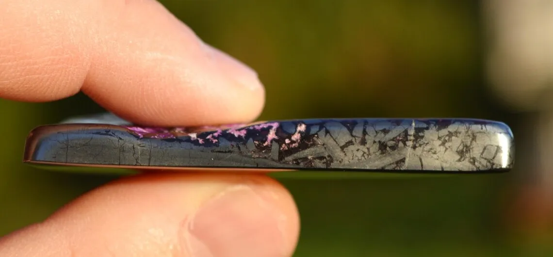 Sugilite & Hematite 48 grams - Wessels Mine, North Cape Province, South Africa - image 8