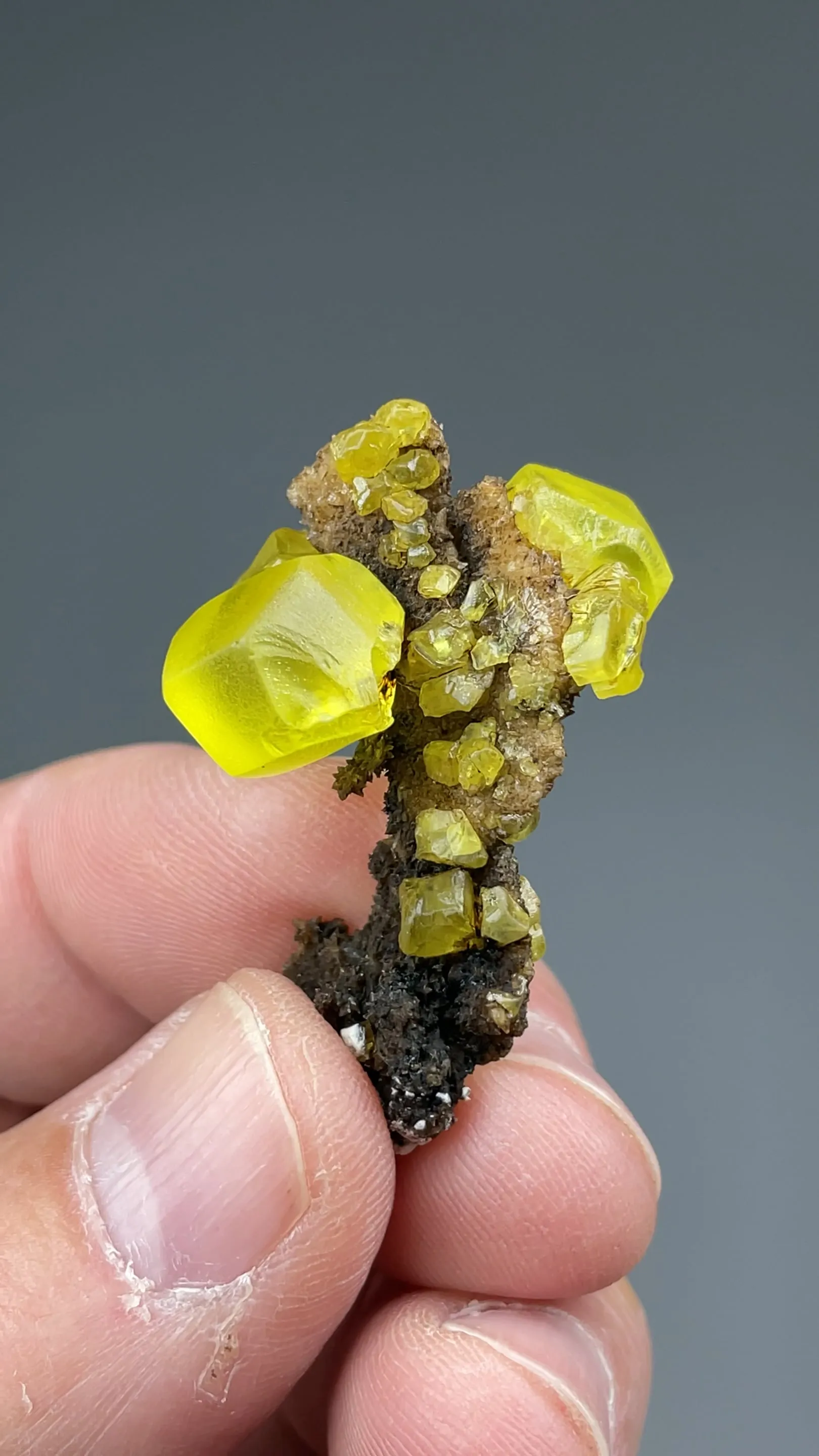 Sulfur - image 2