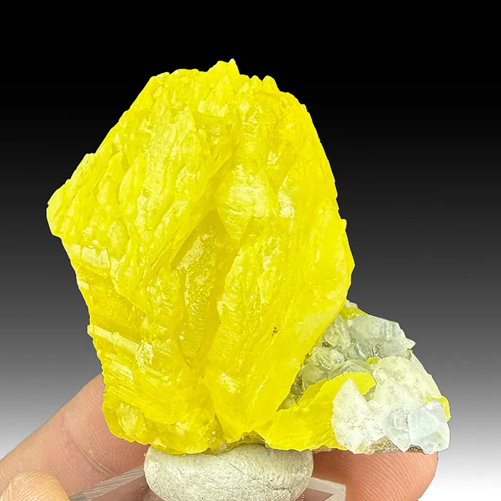 Sulfur image