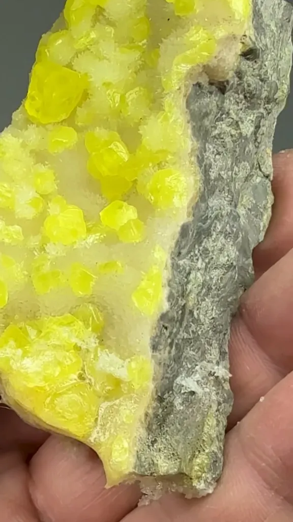 Sulfur - image 2