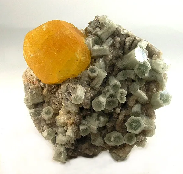 Sulfur, Aragonite - image 1