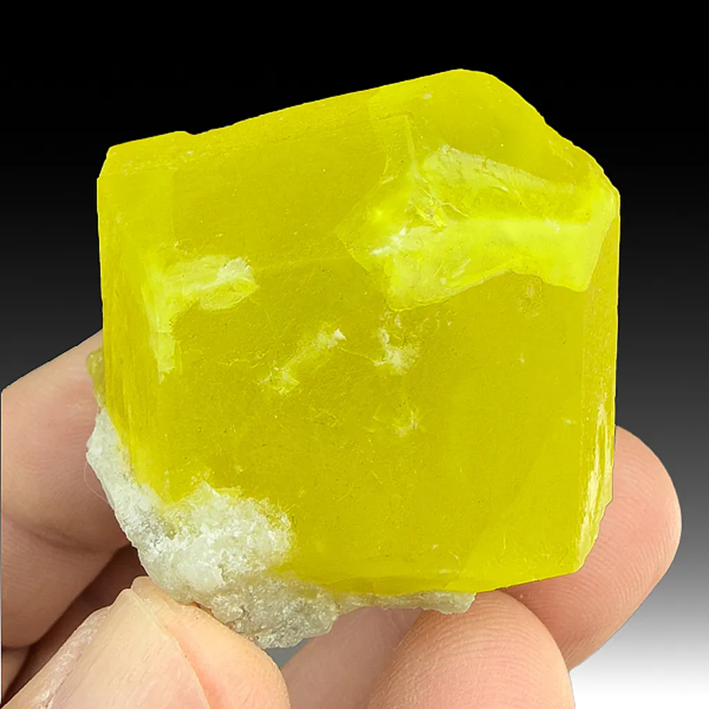 Sulfur image