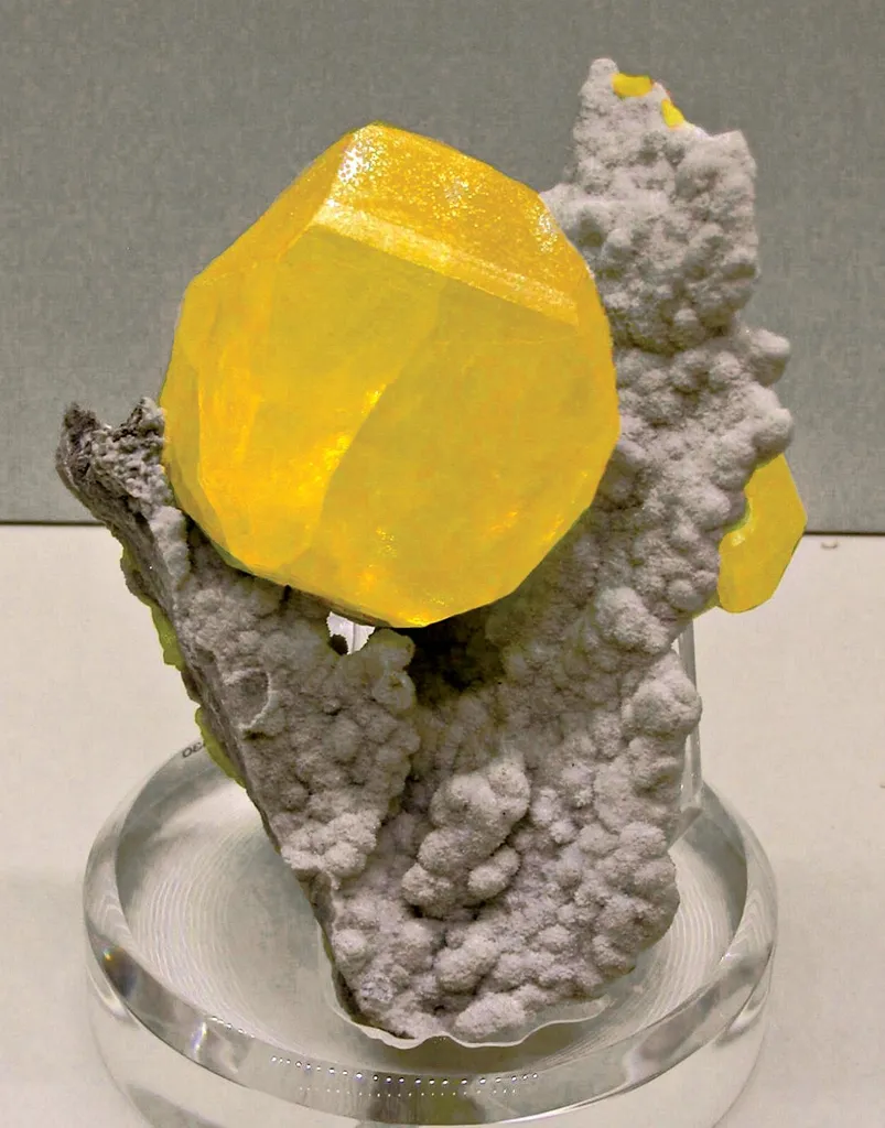 Sulfur image