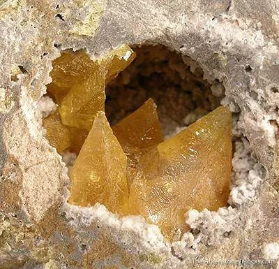 Sulfur (Bipyramidal?!) image