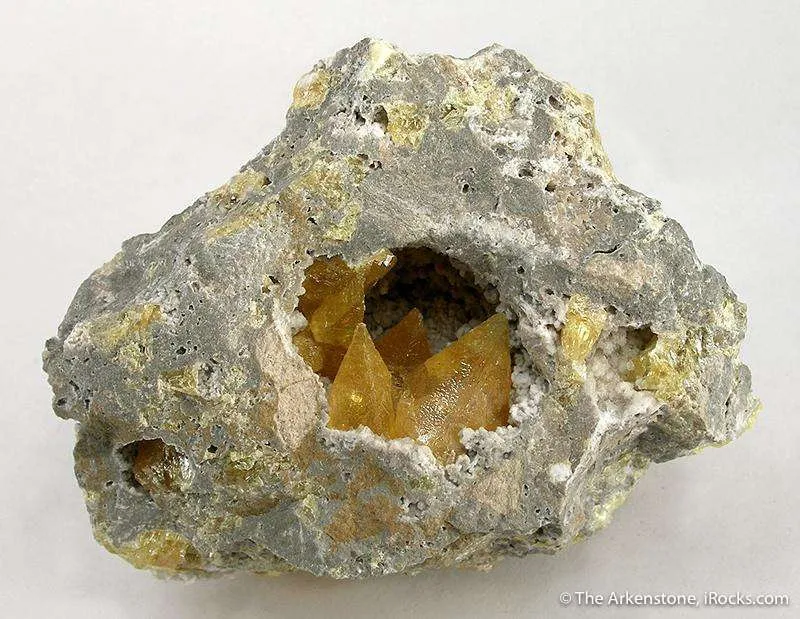 Sulfur (Bipyramidal?!) - image 2