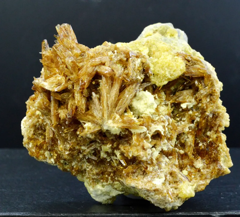 Sulfur & celestite - 444 grams - Machów mine, Tarnobrzeg City Co., Subcarpathian Voivodeship, Poland image