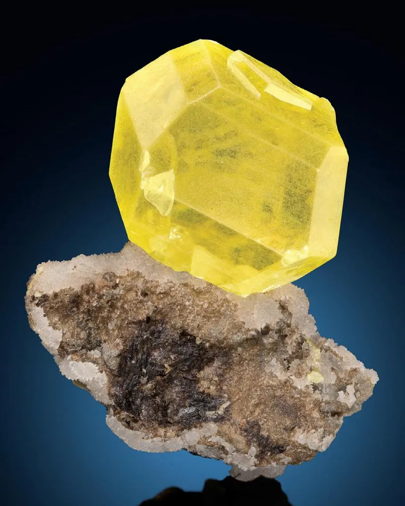 Sulfur image