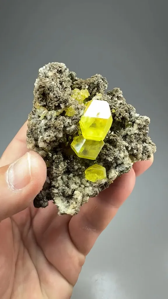 Sulfur - image 2