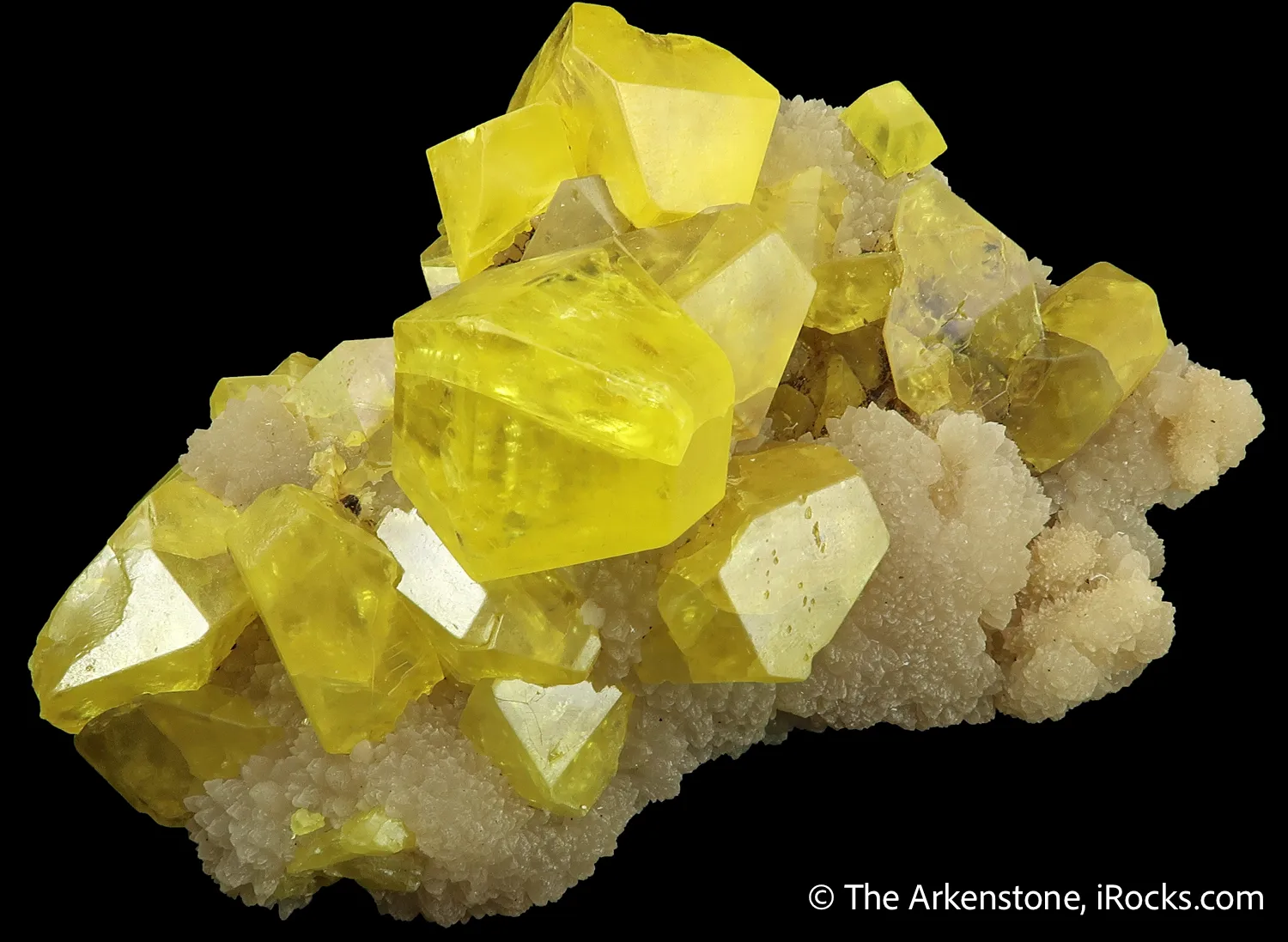 Sulfur on Aragonite - image 3