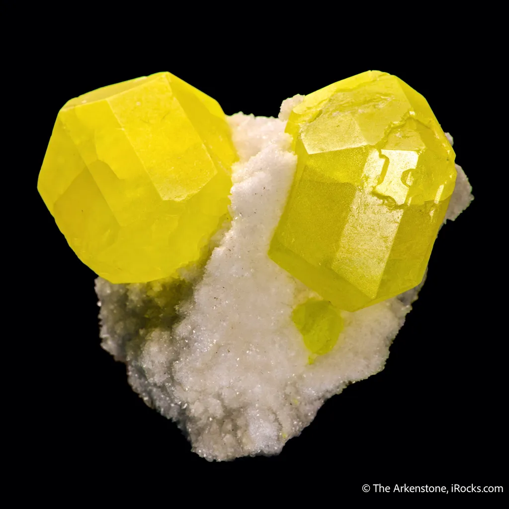 Sulfur on Aragonite - image 5