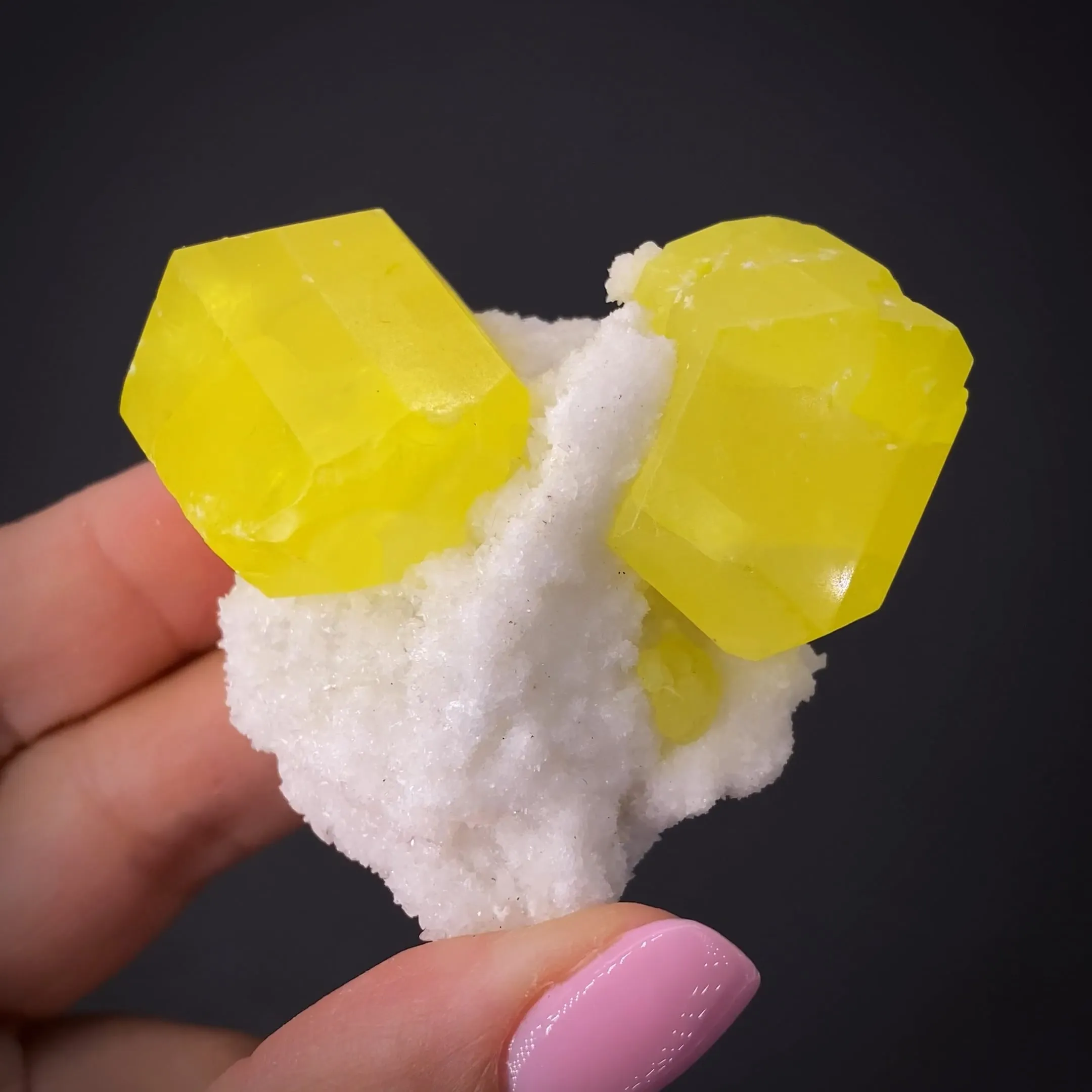 Sulfur on Aragonite - image 2