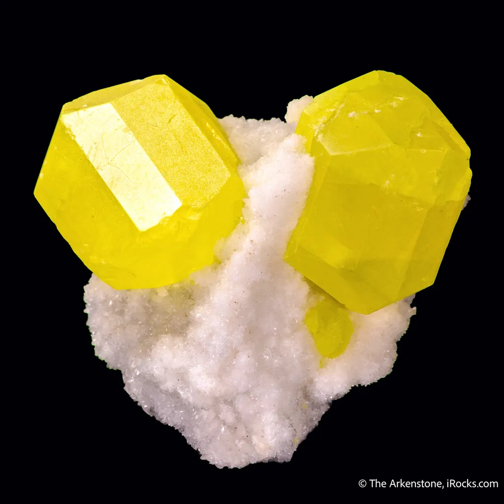 Sulfur on Aragonite image