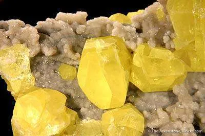 Sulfur on Aragonite - image 3