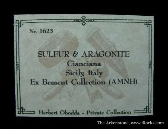 Sulfur on Aragonite - image 5