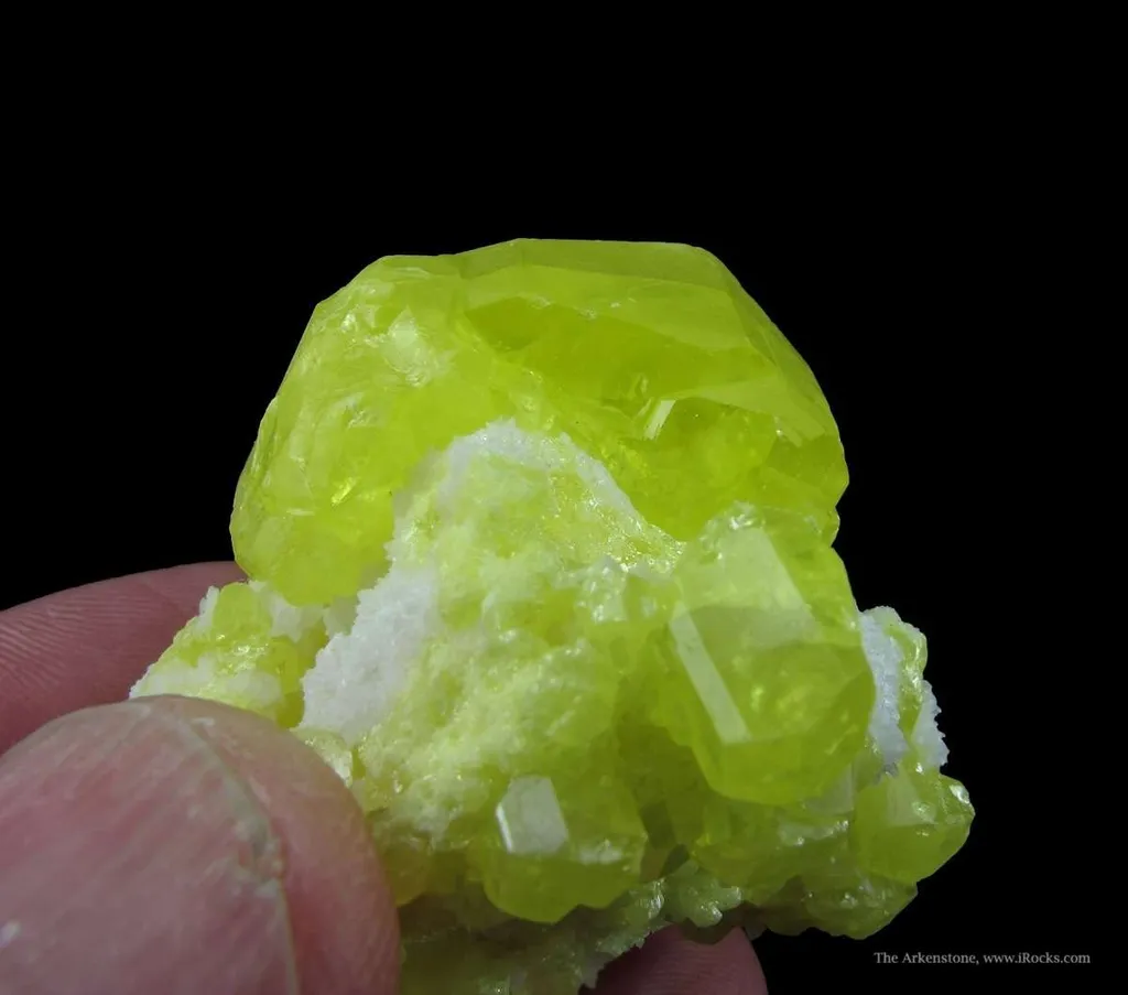 Sulfur on Aragonite (Fluorescent) - image 3