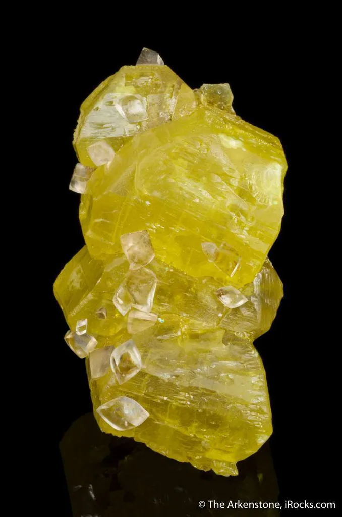 Sulfur with Calcite image