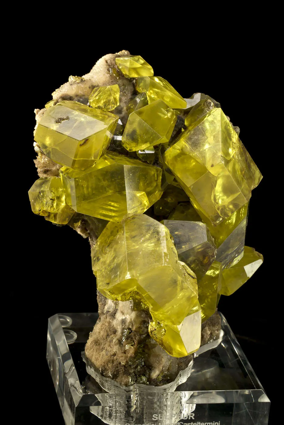Sulfur With Hydrocarbon Inclusions - image 1