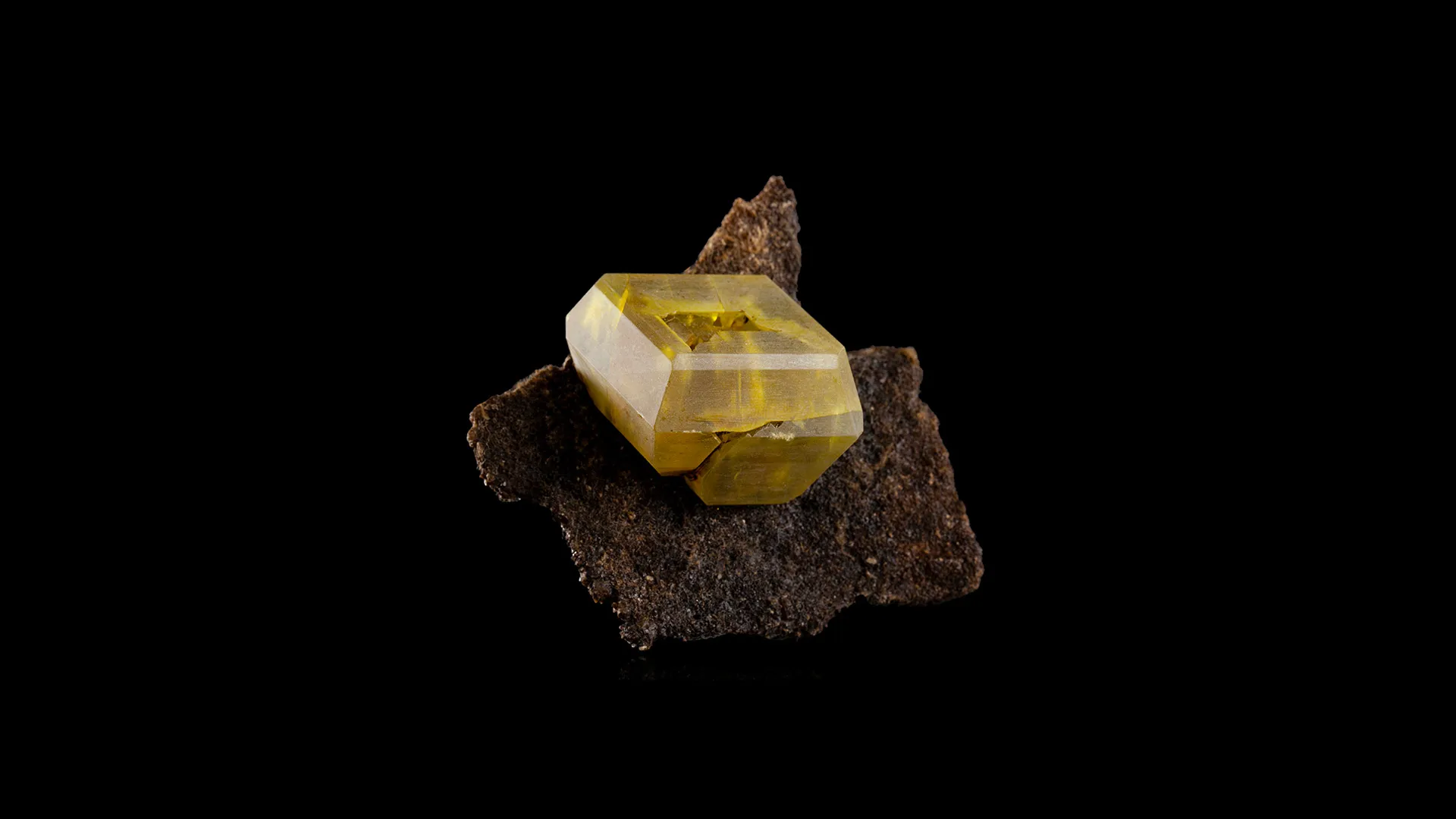 Sulphur - image 1
