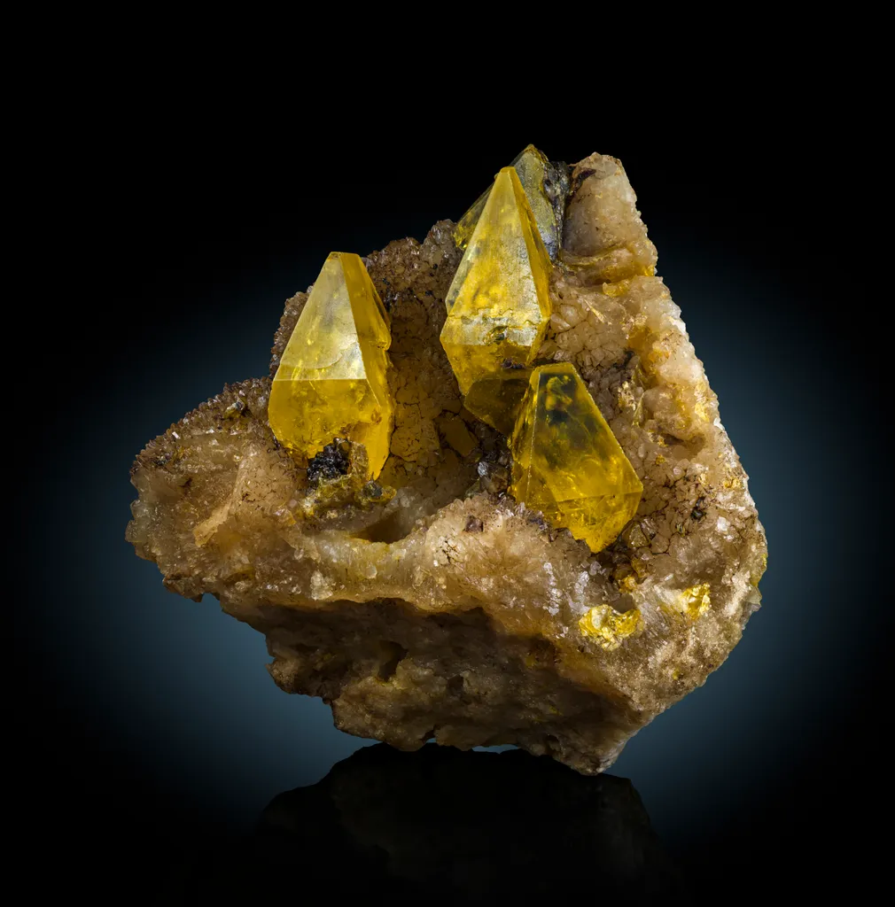 Sulphur with Bitumen inclusions & Aragonite image