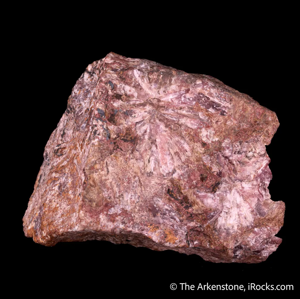 Sussexite (fibrous crystals) - image 4